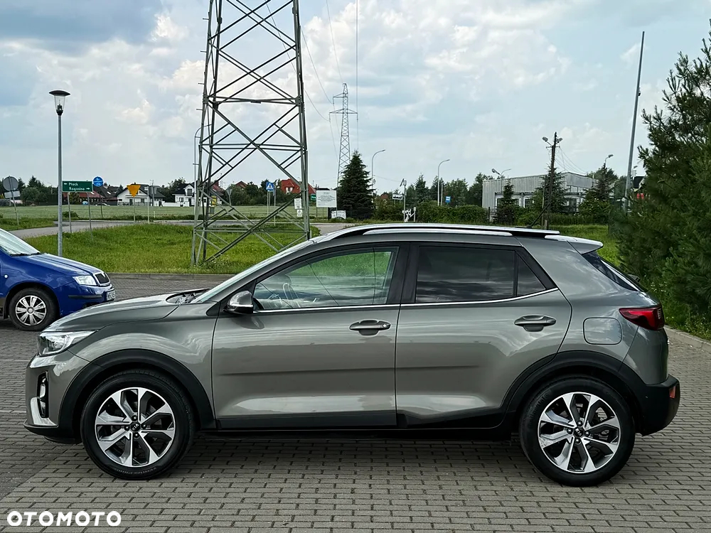 Kia Stonic 1.4 L - 11