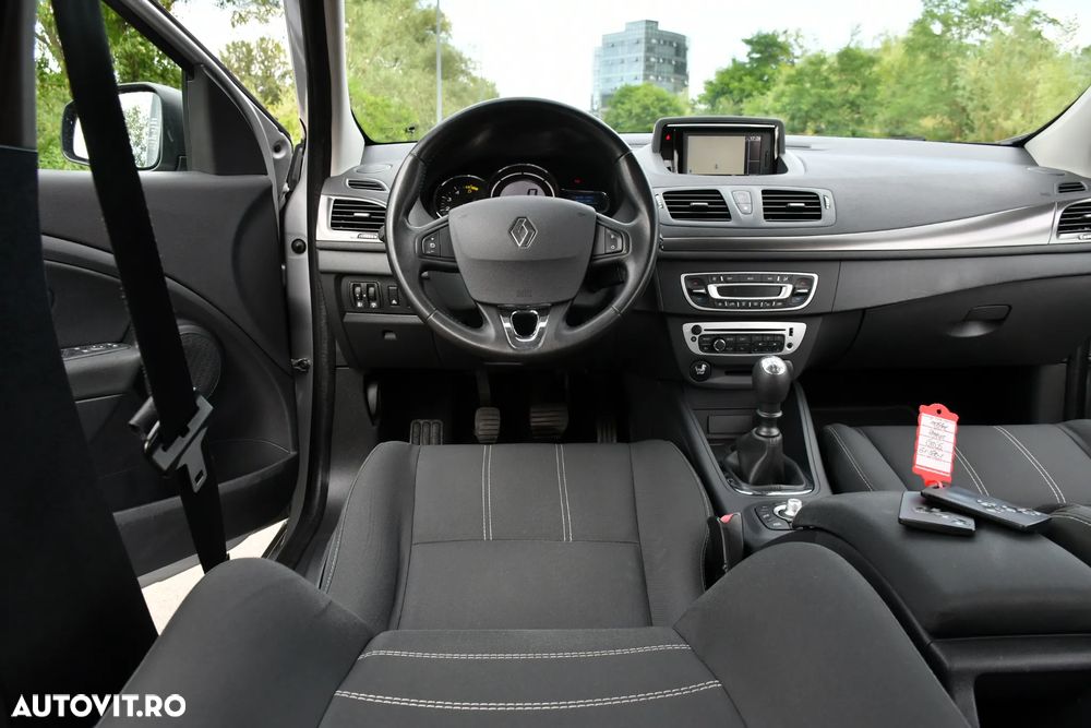 Renault Megane ENERGY dCi 110 GT LINE - 25
