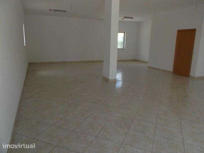 Arrendamento de espaço comercial em Vale de Parra - Grande imagem: 2/3