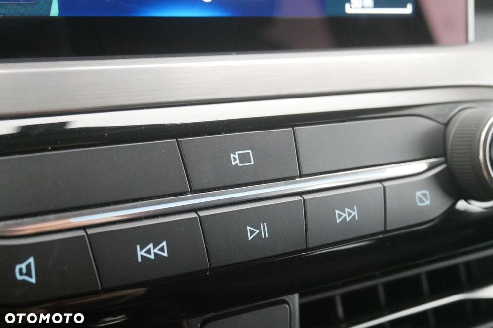 Ford Kuga - 20