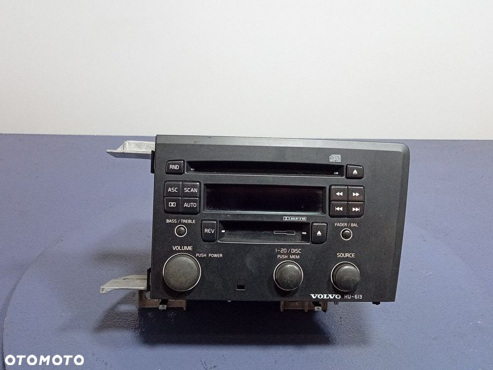 VOLVO S60 I RADIO FABRYCZNE 30657700 - 1