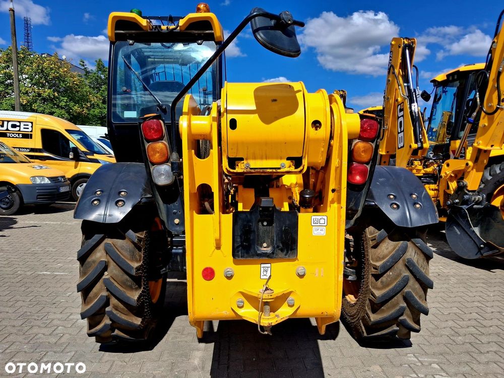 JCB 535-125 - 10