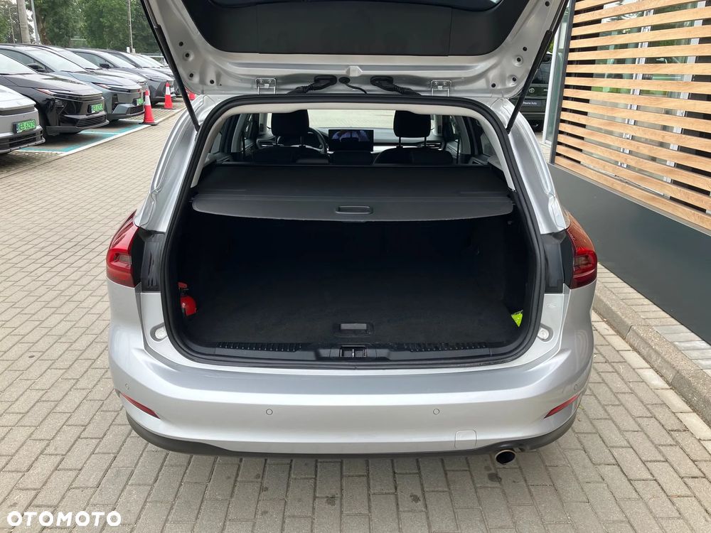 Ford Focus 1.5 EcoBlue SCR Connected - 9