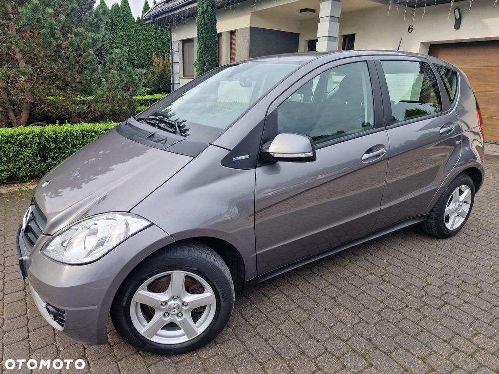 Mercedes-Benz Klasa A 160 BlueEFFICIENCY Elegance - 26