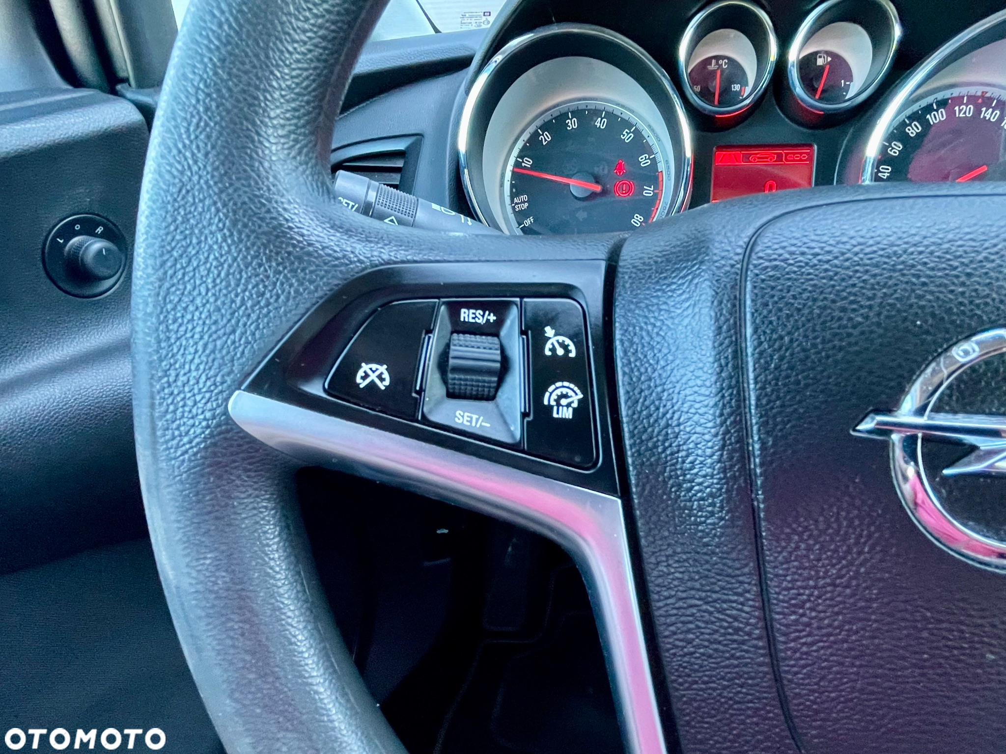 Opel Astra - 14