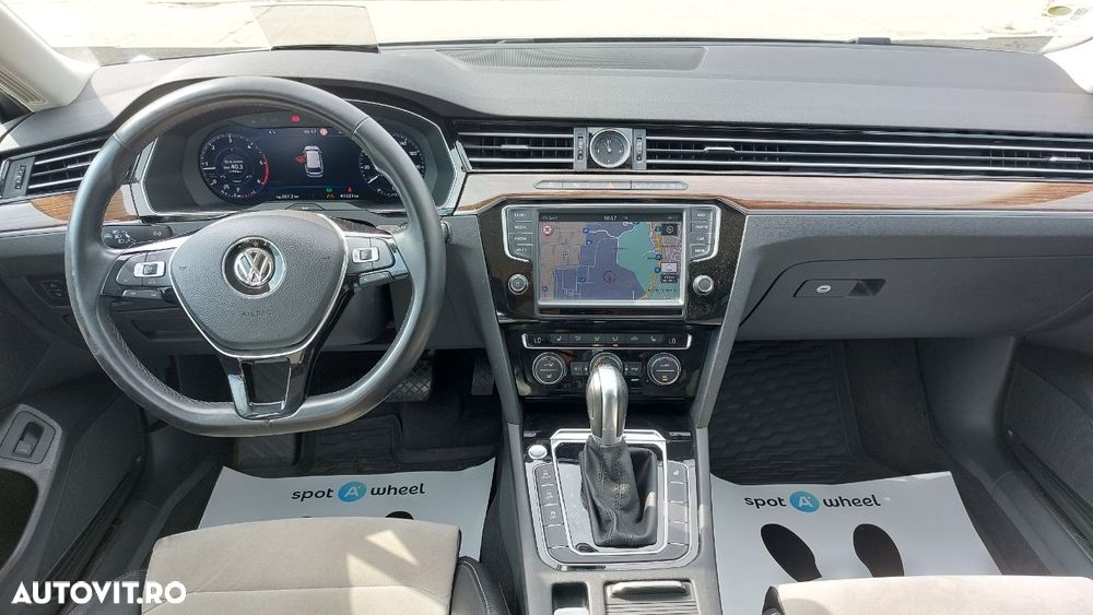 Volkswagen Passat 2.0 TDI DSG 4Motion Comfortline - 14