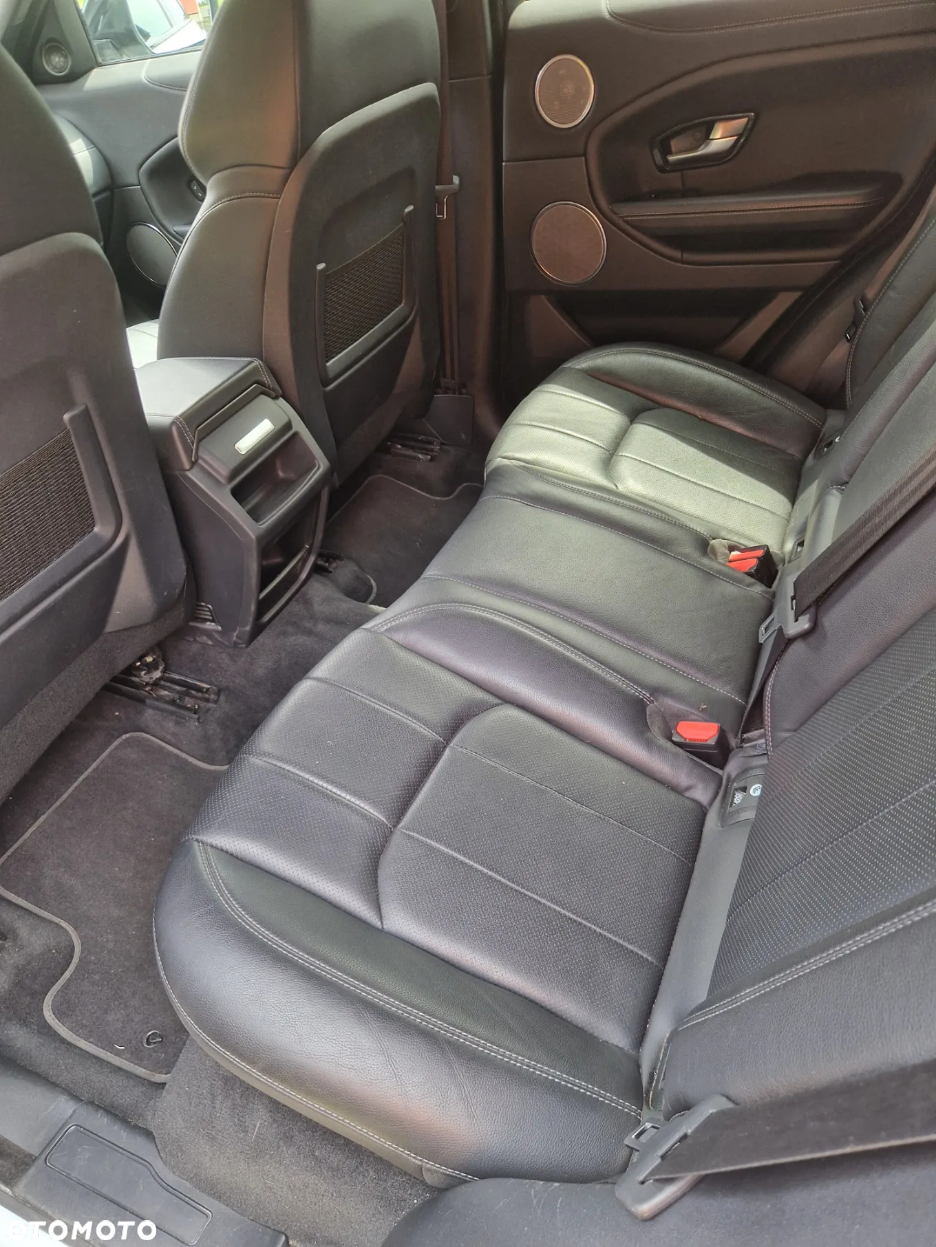 Land Rover Range Rover Evoque - 26