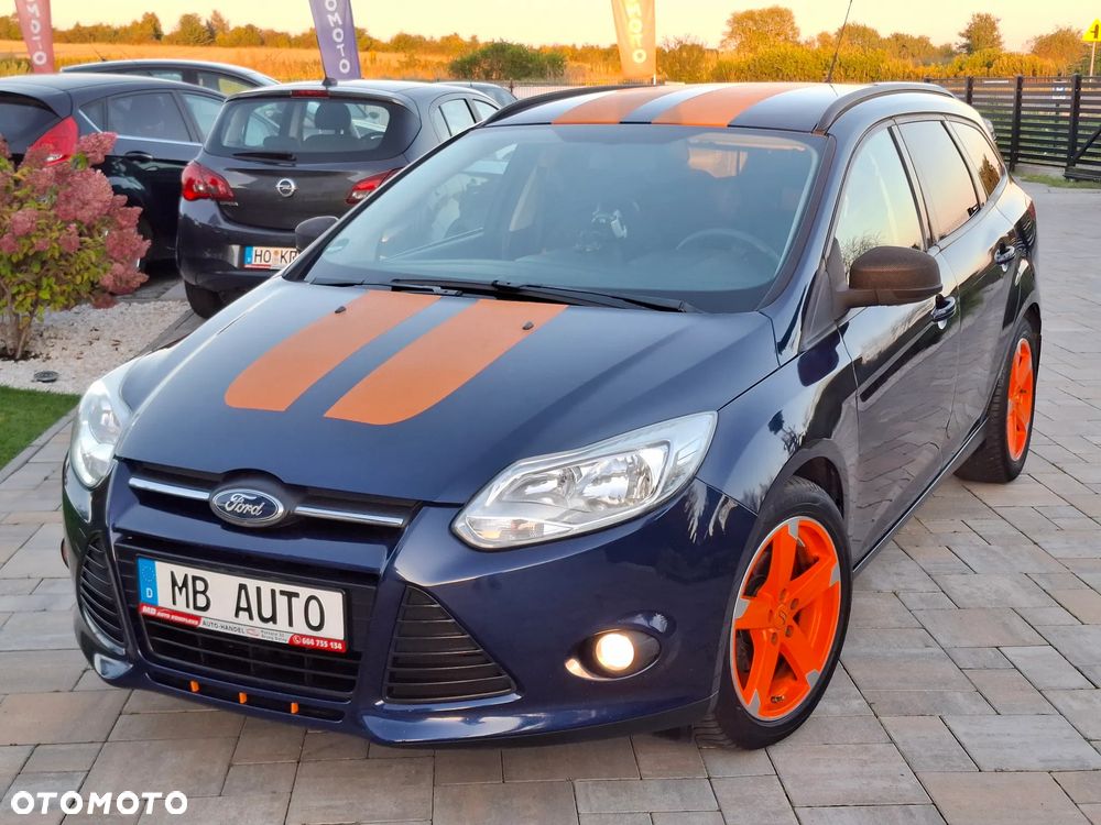 Ford Focus 1.6 TDCi DPF Champions Edition - 3