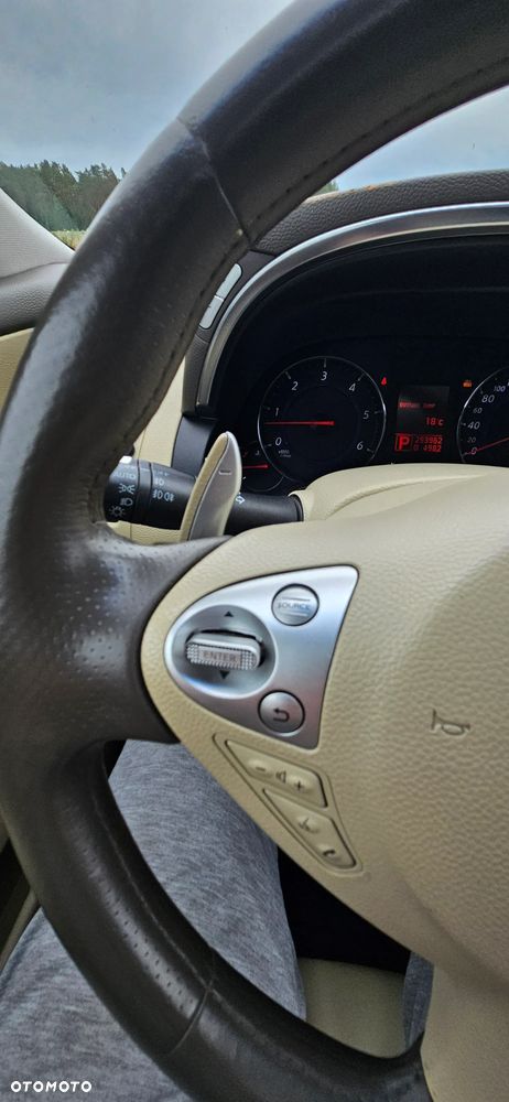 Infiniti FX FX30d S - 21