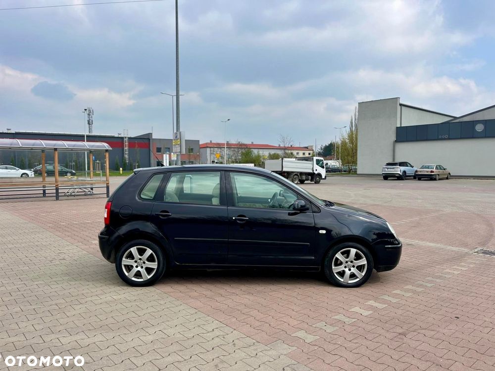 Volkswagen Polo - 8