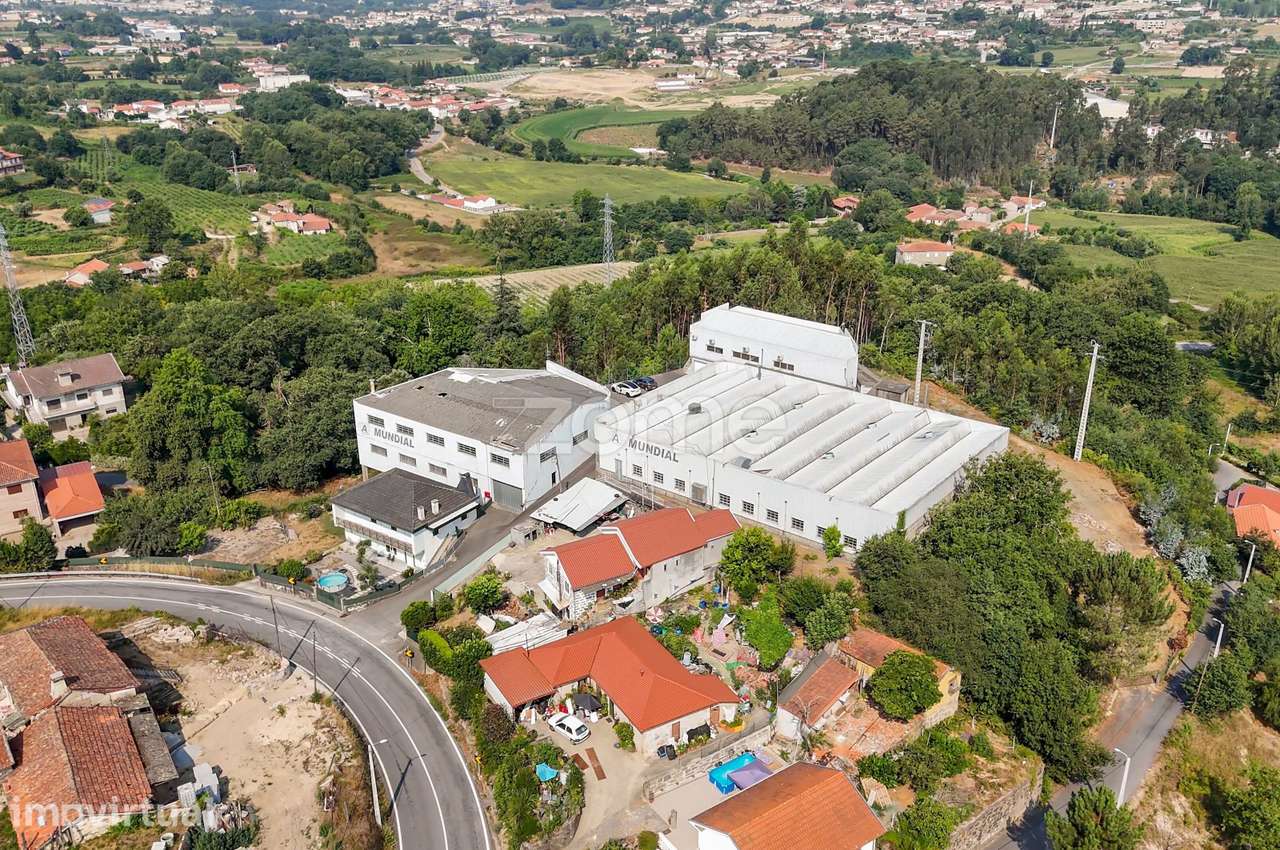 Armazém em Regilde - Grande imagem: 2/60