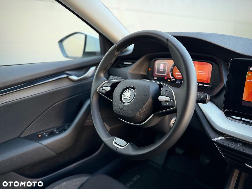 Skoda Octavia 1.5 TSI Essence - 24