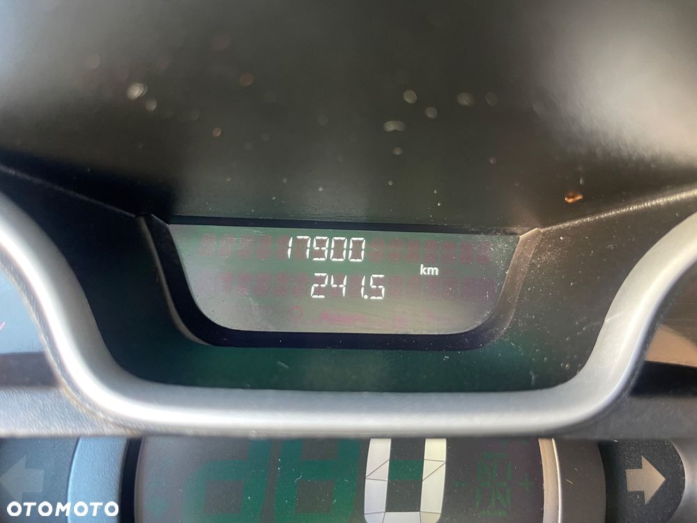 Renault Trafic - 22