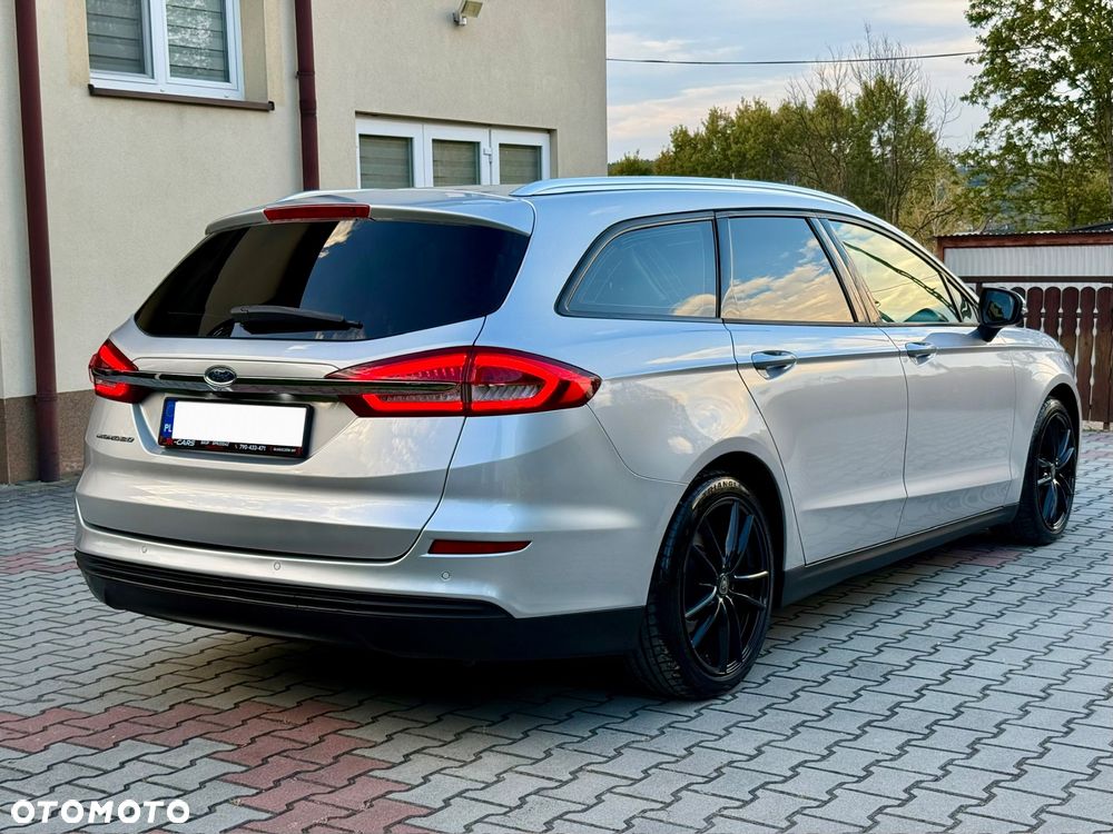 Ford Mondeo - 8