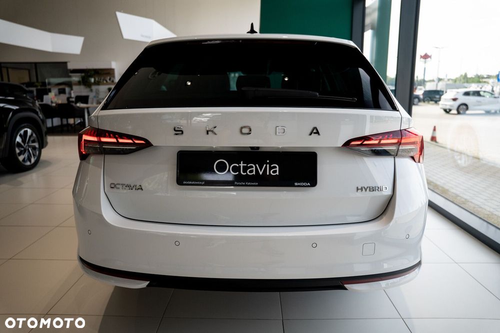 Skoda Octavia - 4
