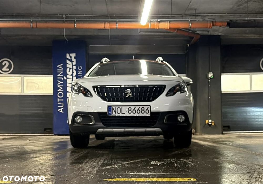Peugeot 2008 1.2 Pure Tech Allure S&S EAT6 - 3
