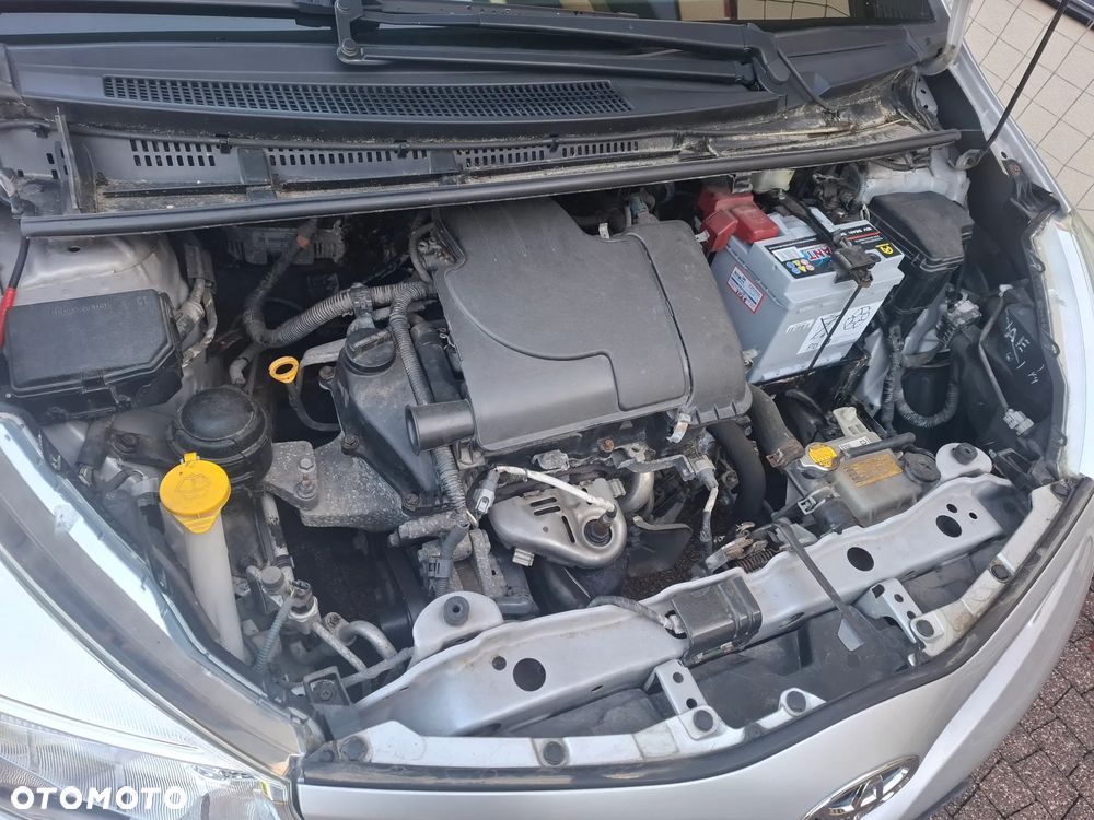 Toyota Yaris 1.0 Terra A/C - 13