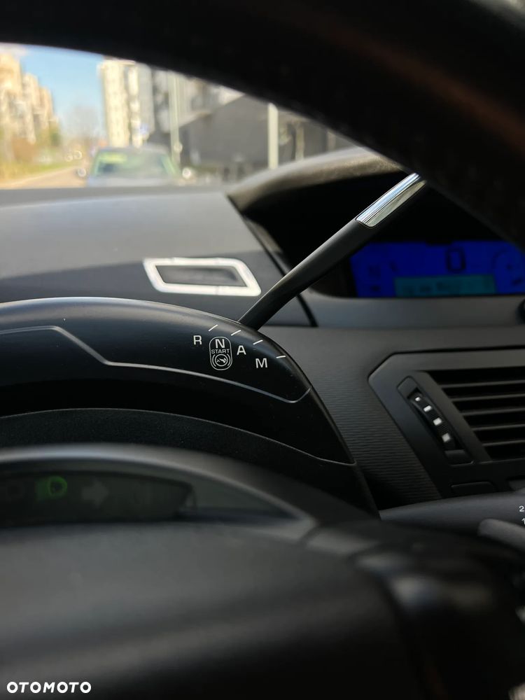 Citroën C4 Picasso - 25