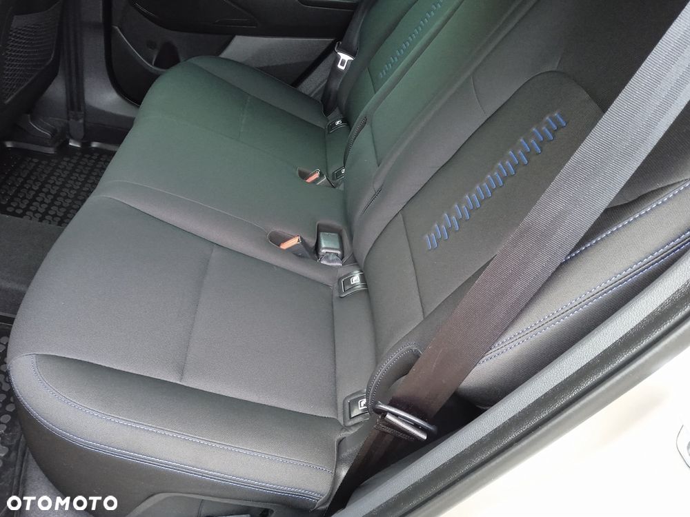 Hyundai Tucson 1.6 GDI BlueDrive GO 2WD - 21