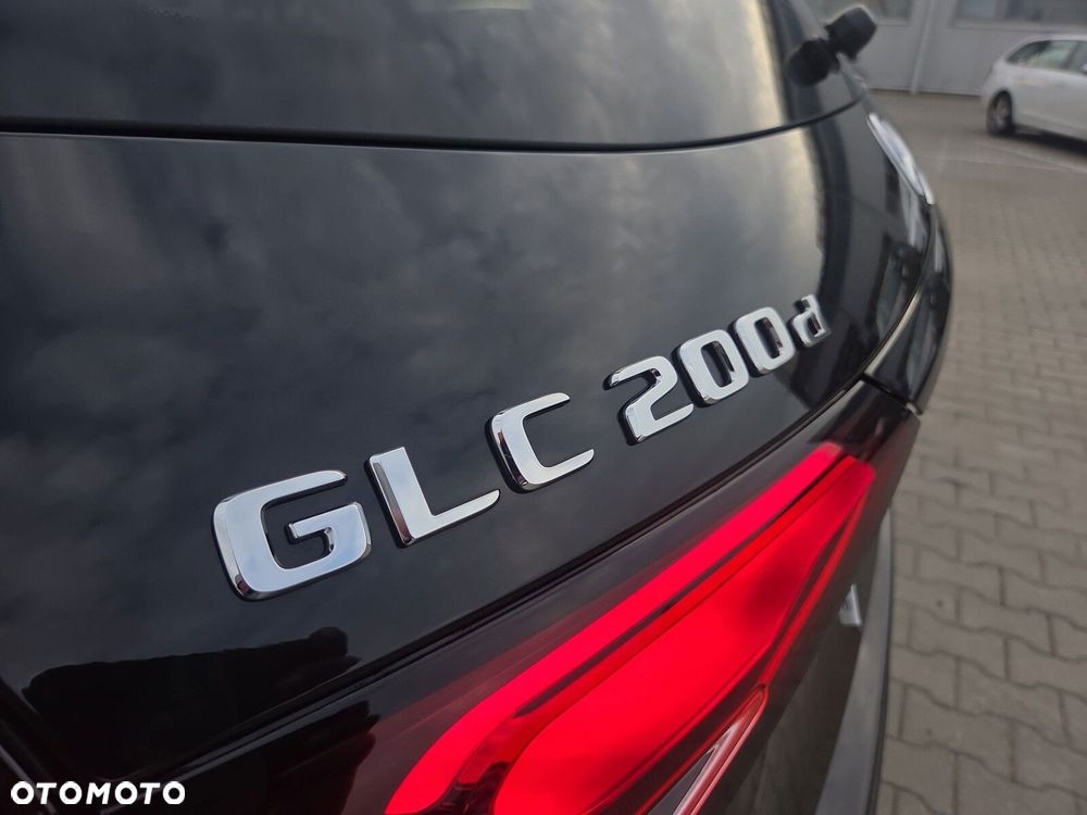 Mercedes-Benz GLC 200 d mHEV 4-Matic Avantgarde - 22