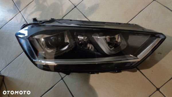 VW Golf sportsvan lift full led prawa