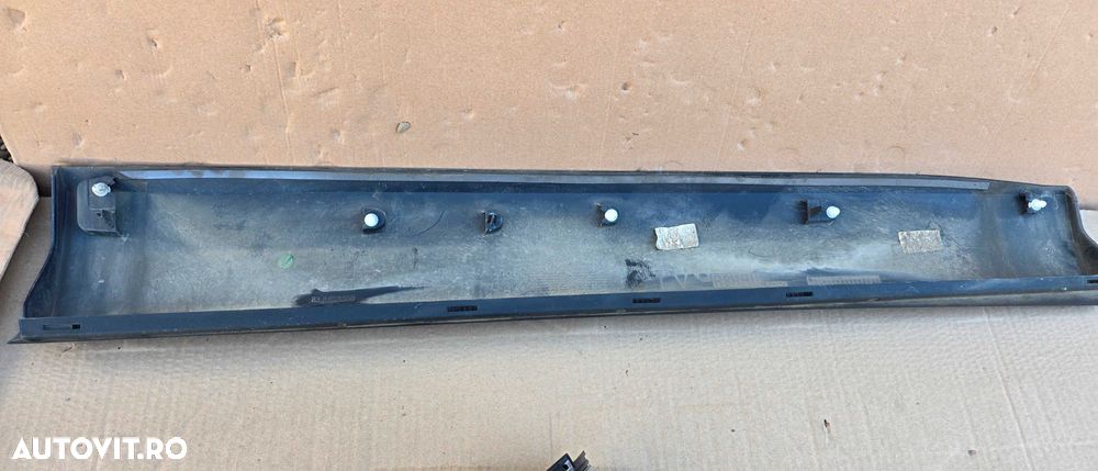 Bandou usa stanga fata Audi Q3 F3 2019 / 2020 2021 / 2022 2023 - 2