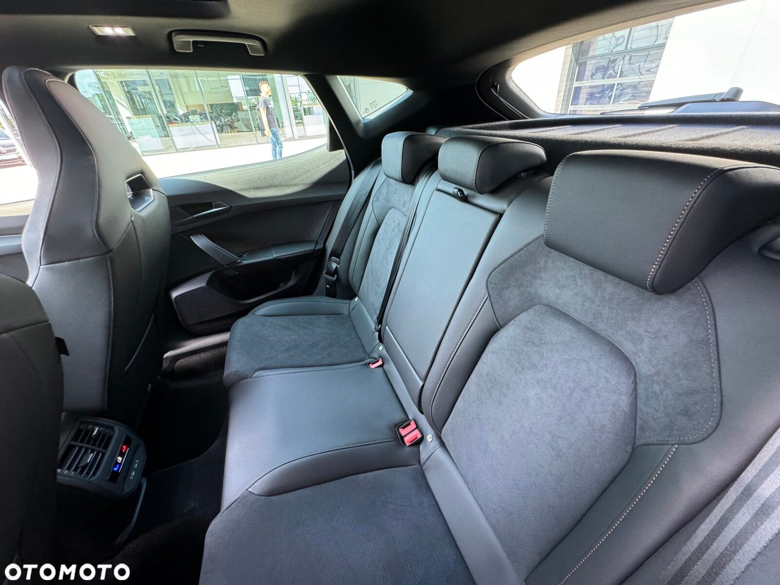 Cupra Formentor 1.5 eTSI mHEV DSG - 30