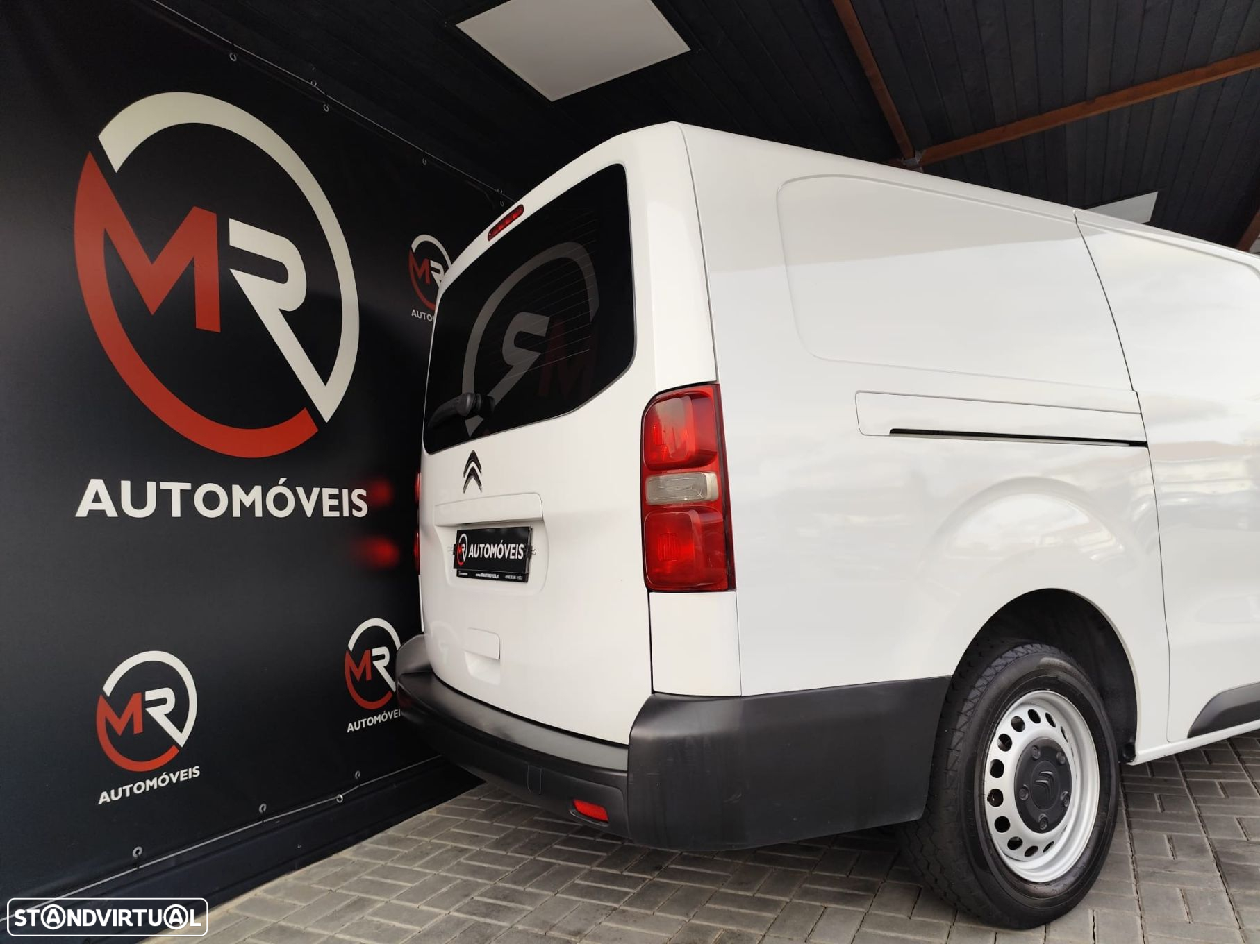 Citroën Jumpy 2.0 BlueHDi XL Confort - 26