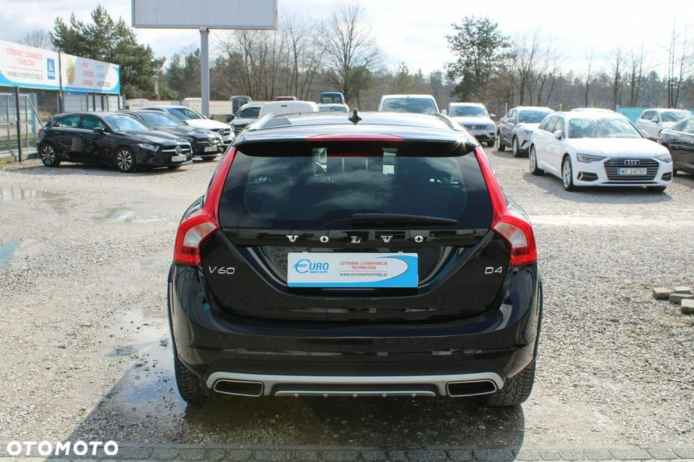 Volvo V60 Cross Country D4 Drive-E Momentum - 8