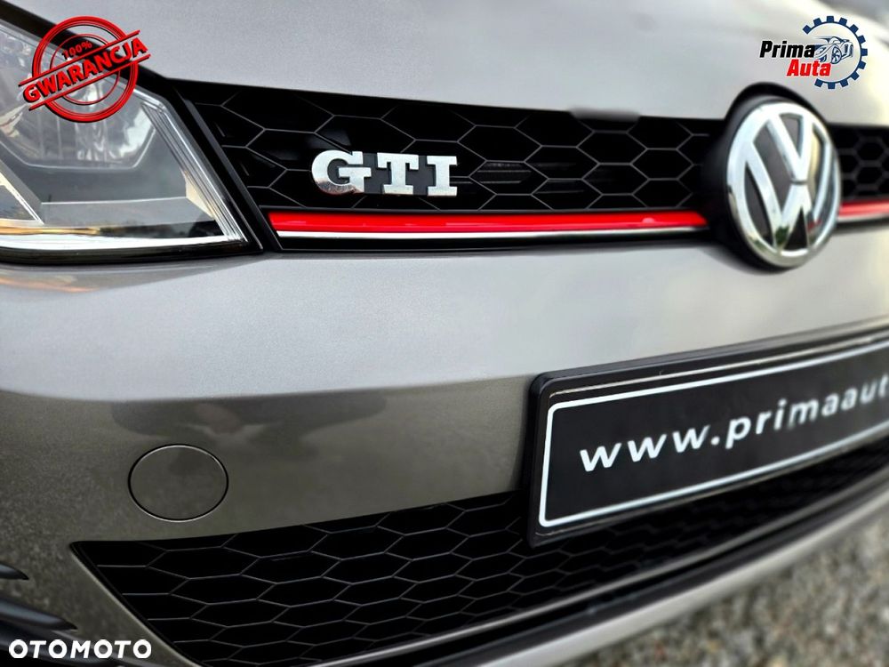 Volkswagen Golf - 10