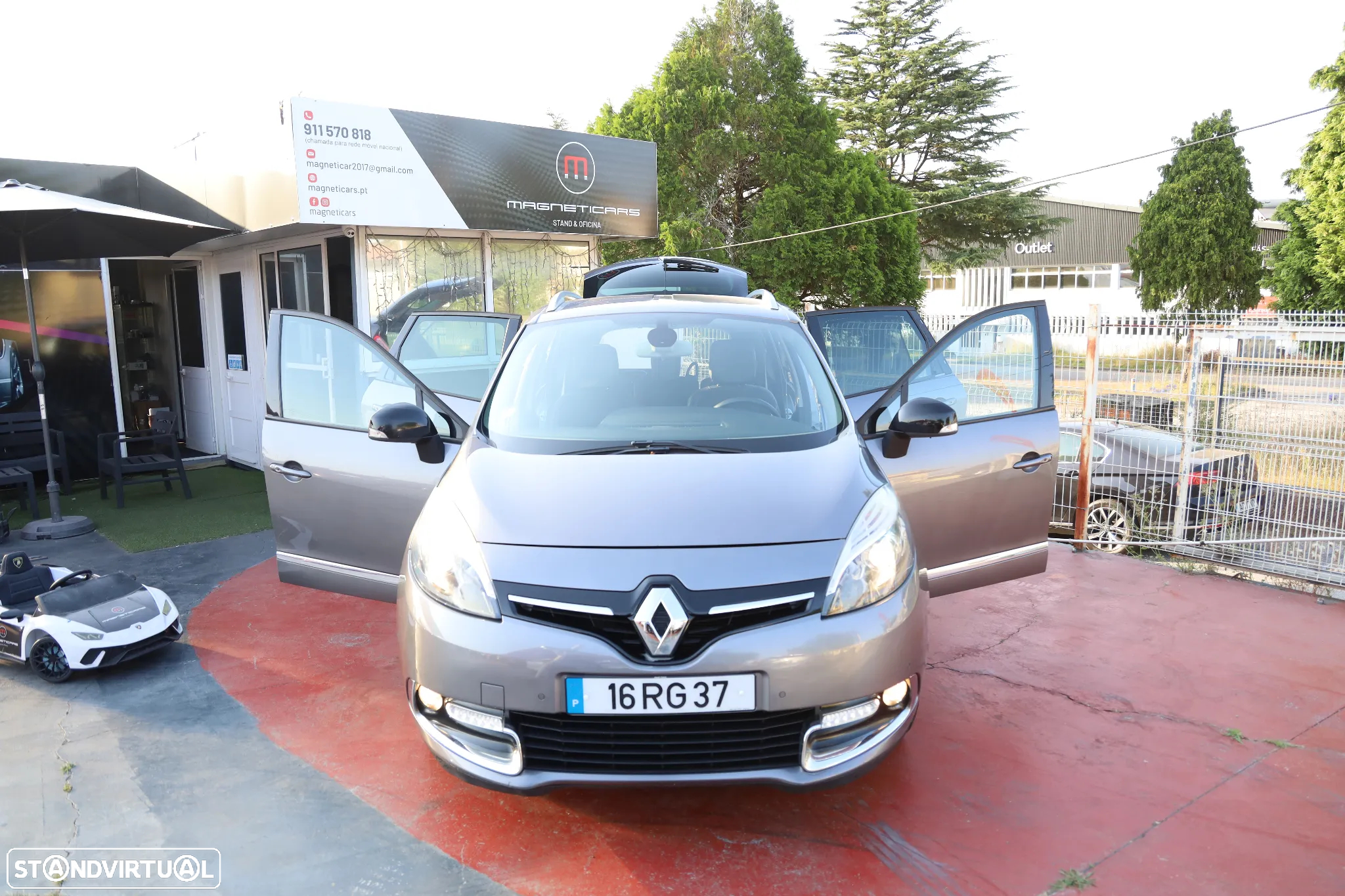 Renault Grand Scénic 1.5 dCi Bose Edition SS - 25