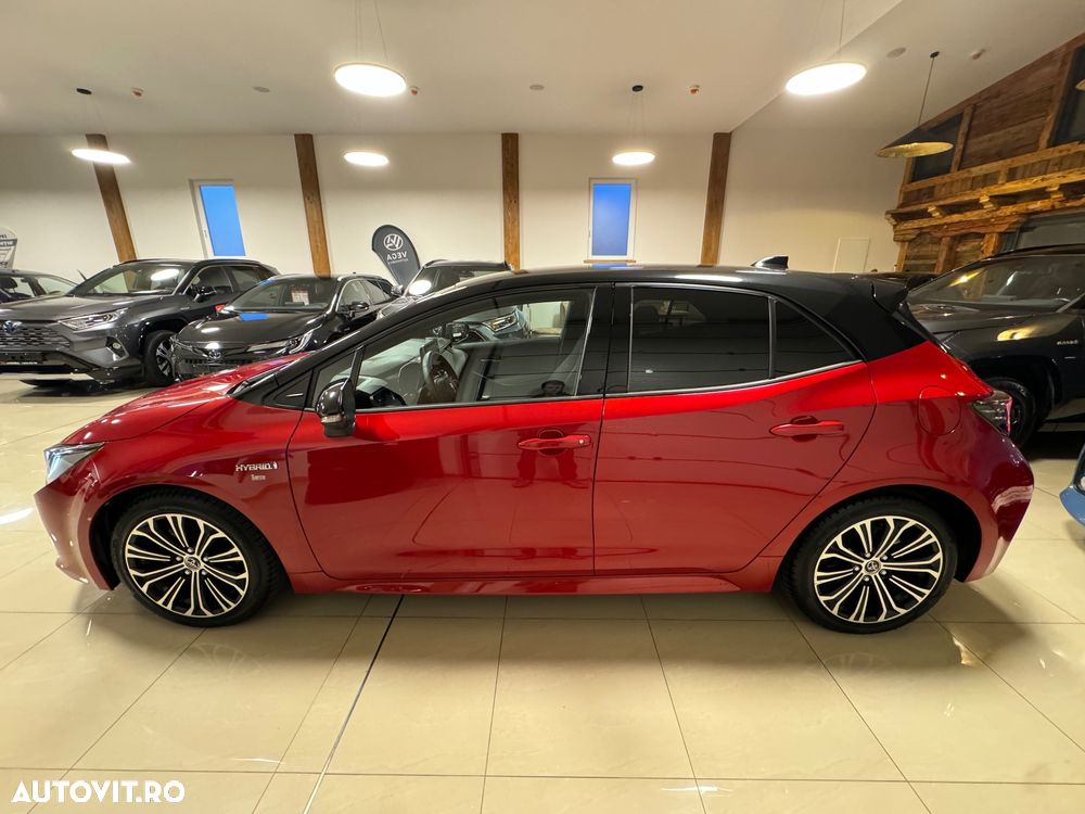 Toyota Corolla 1.8 Hybrid Team Deutschland - 6