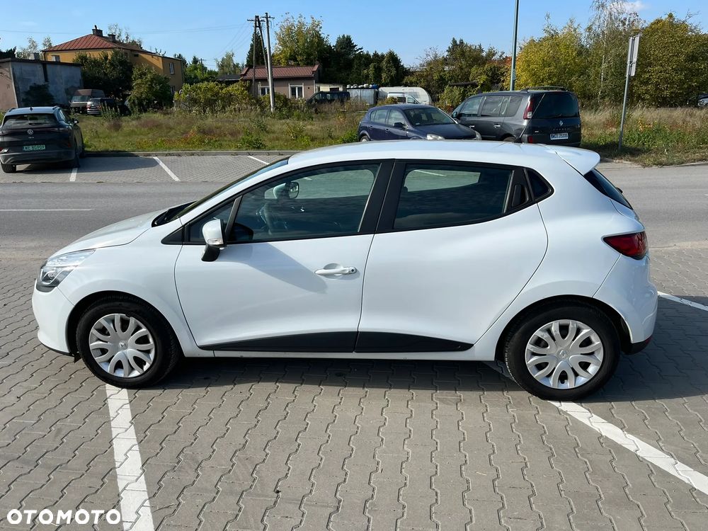 Renault Clio - 8