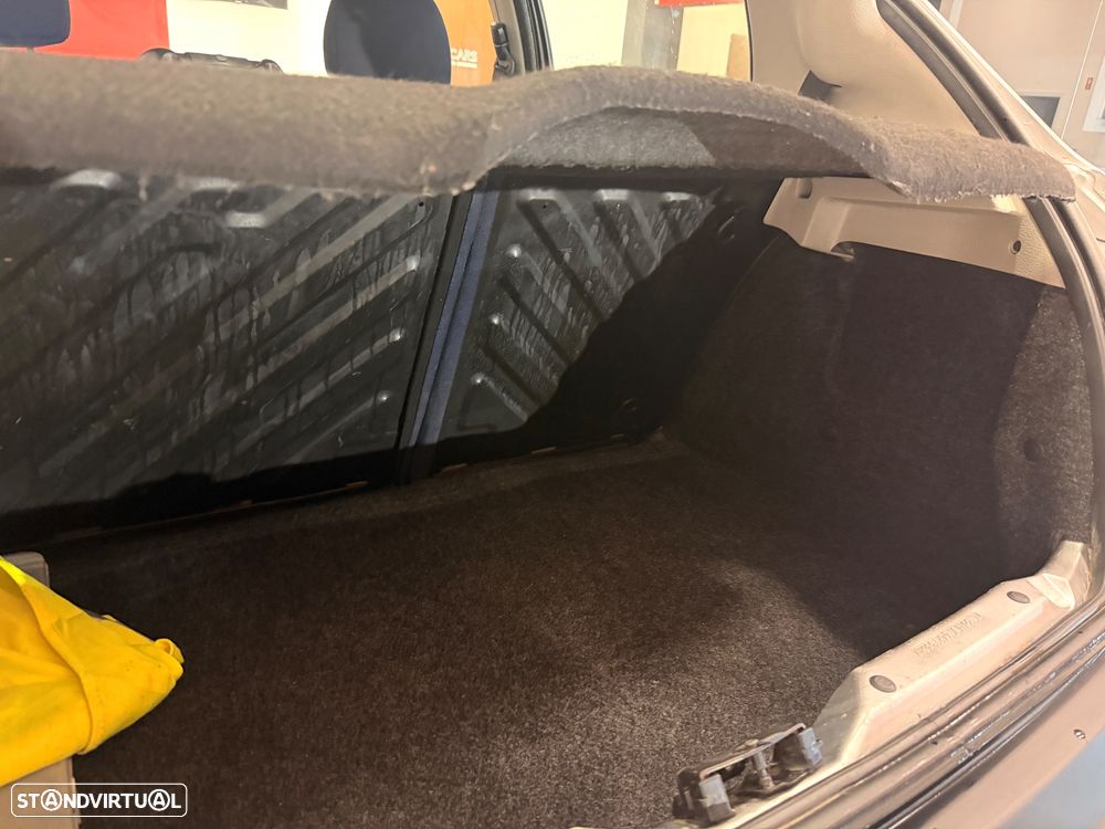 Peugeot 206 1.1 Color Line - 9