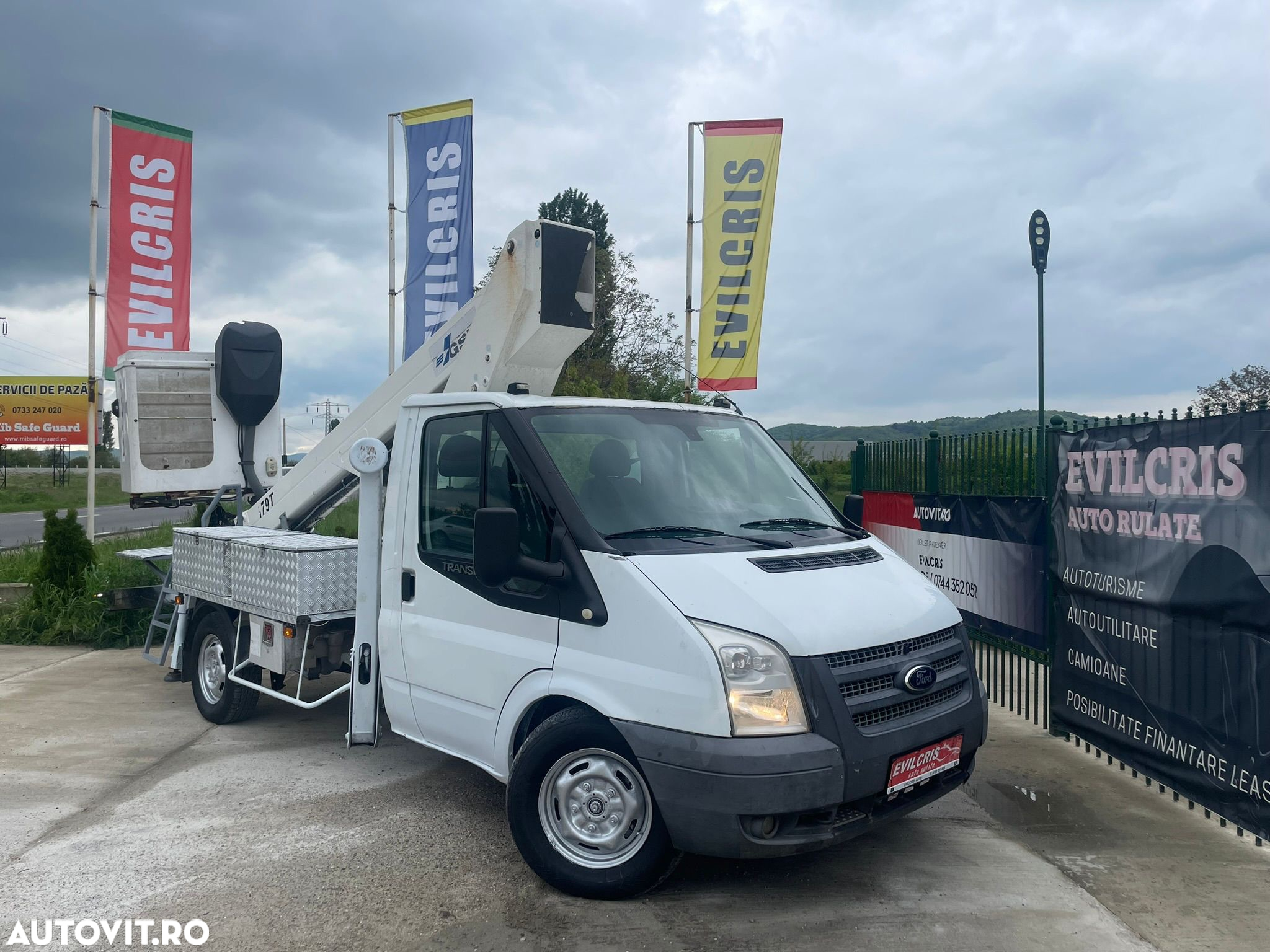 Ford Transit NACELA 4x4 18 M - 31