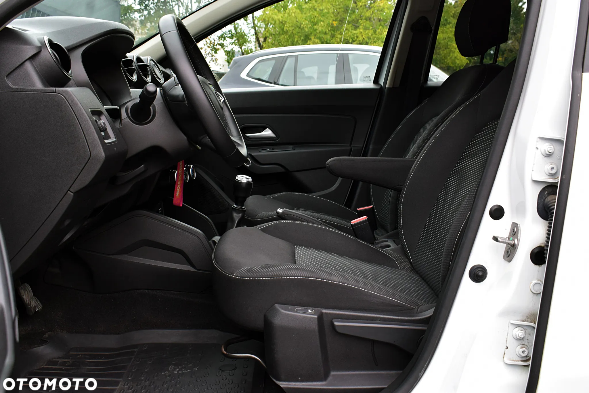 Dacia Duster 1.6 SCe Ambiance S&S - 5