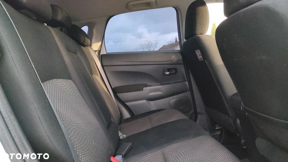 Mitsubishi ASX 1.6 2WD Intense - 13