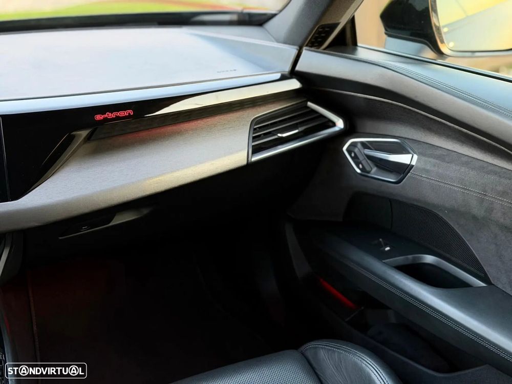 Audi e-tron GT quattro - 26