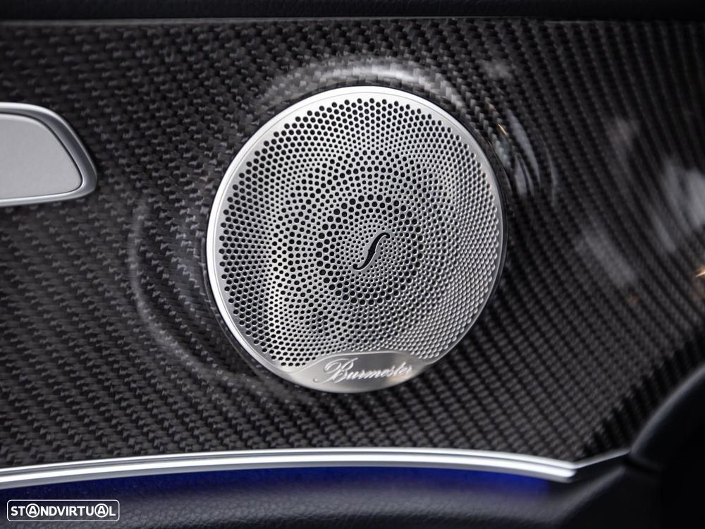 Mercedes-Benz E 300 de 4Matic 9G-TRONIC AMG Line — fotografia 16