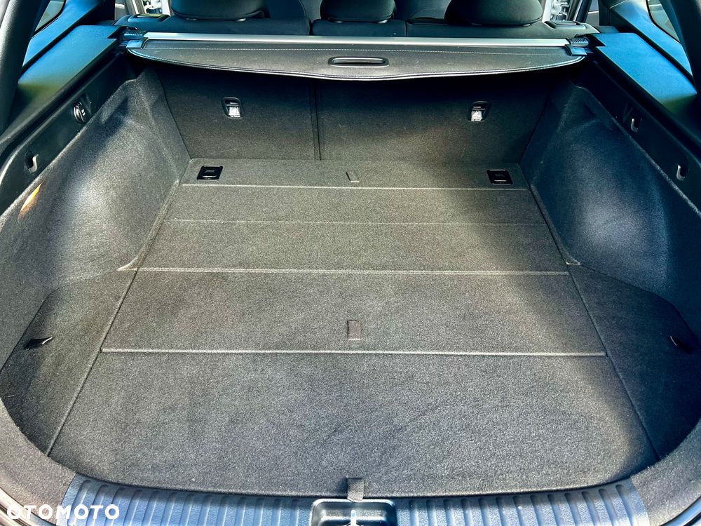 Kia Ceed 1.6 CRDi SCR L - 24