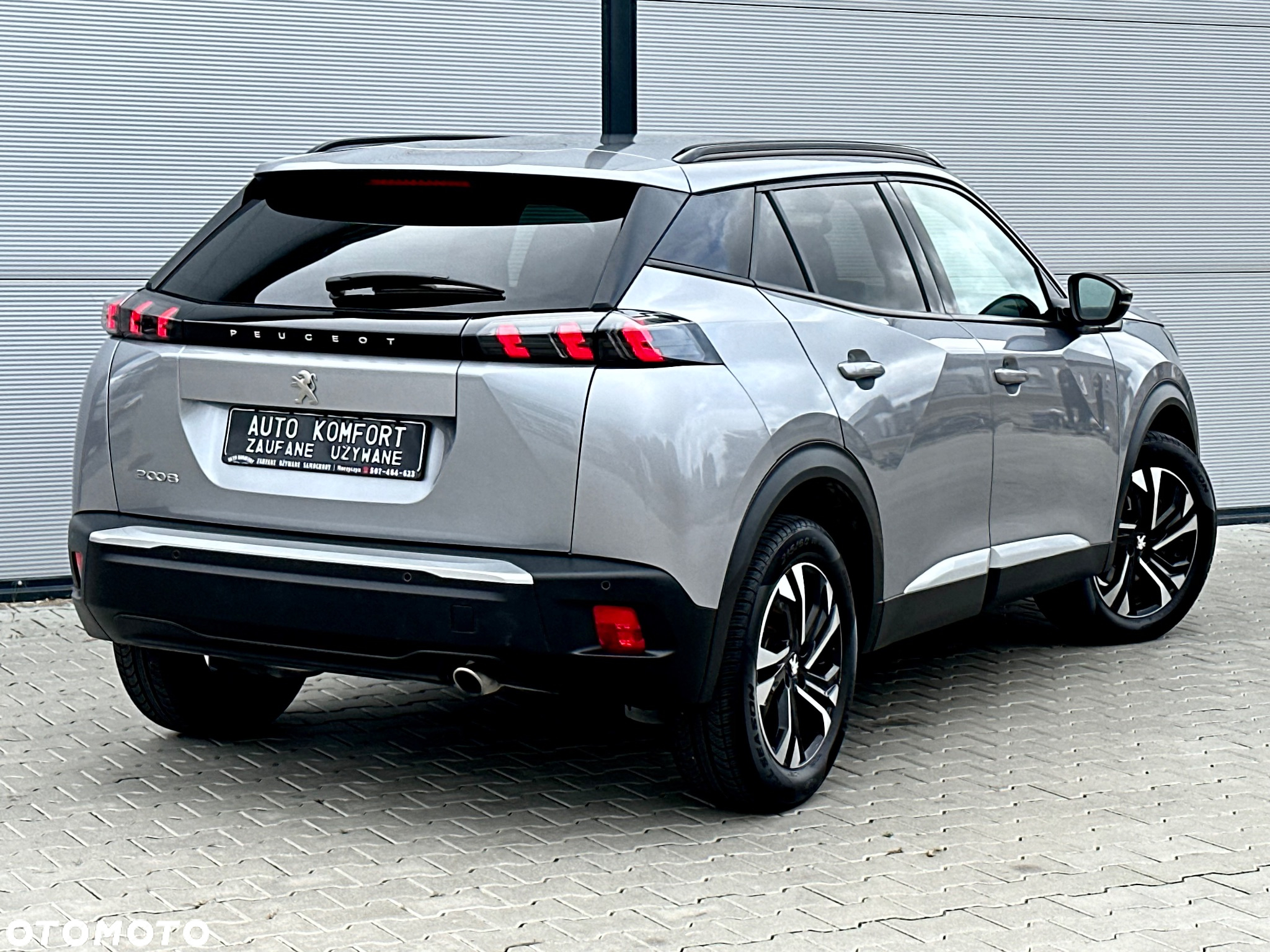 Peugeot 2008 1.5 BlueHDi Allure S&S EAT8 - 17