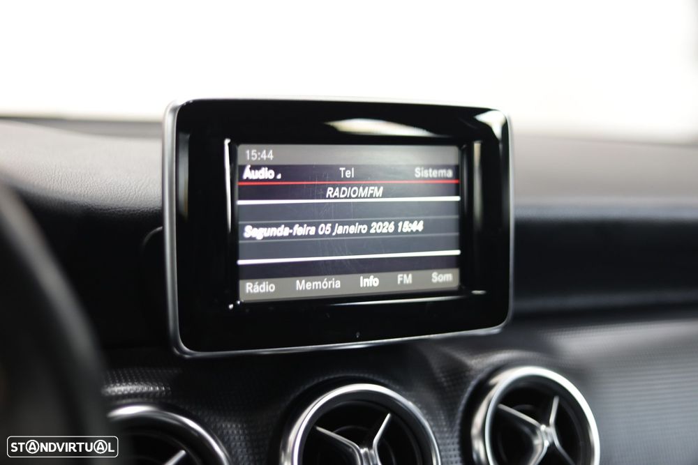 Mercedes-Benz A 160 d - 9