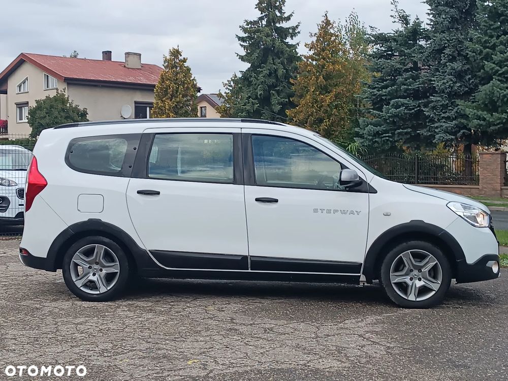 Dacia Lodgy 1.5 Blue dCi Stepway Comfort S&S - 2