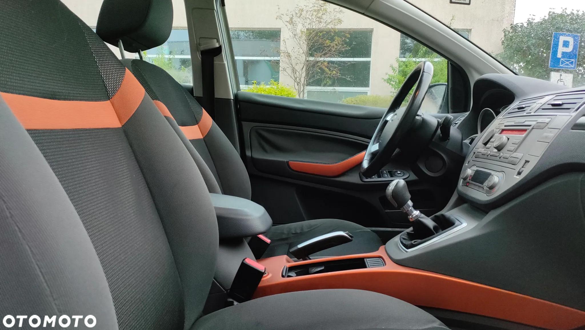 Ford Kuga 2.0 TDCi Individual - 10