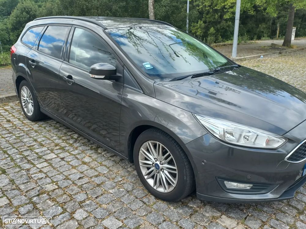 Ford Focus SW 1.5 TDCi EcoBlue Business - 5