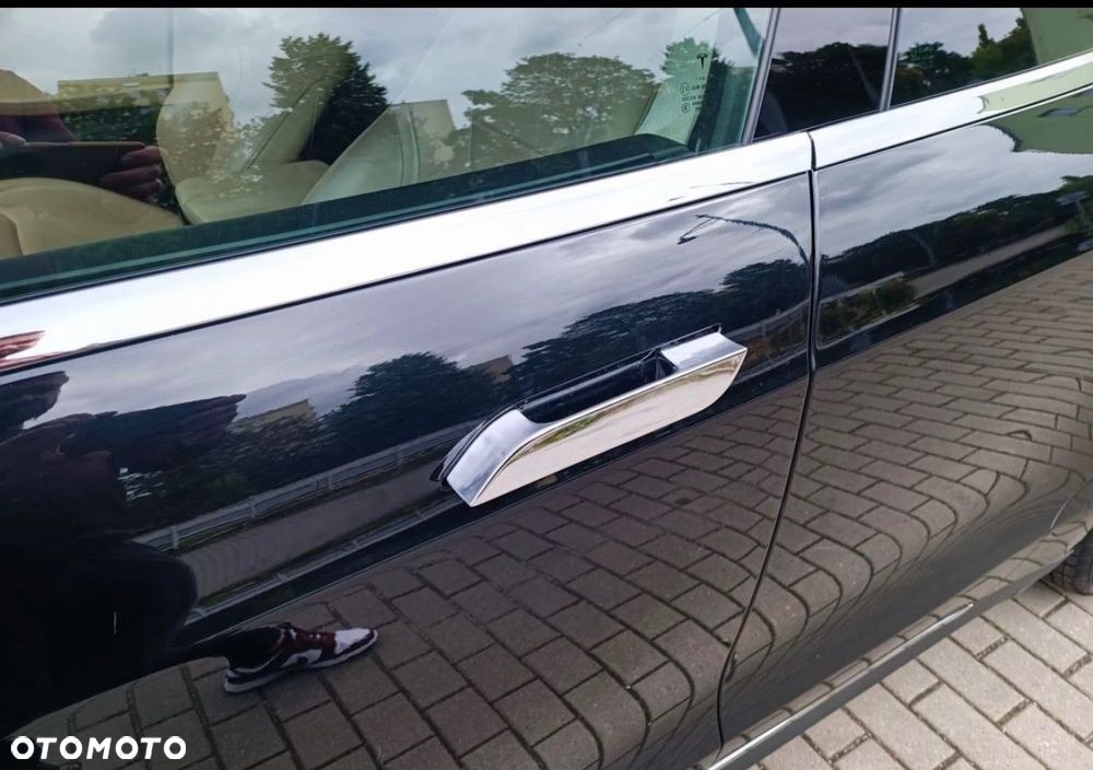 Tesla Model S 85D Allradantrieb - 17