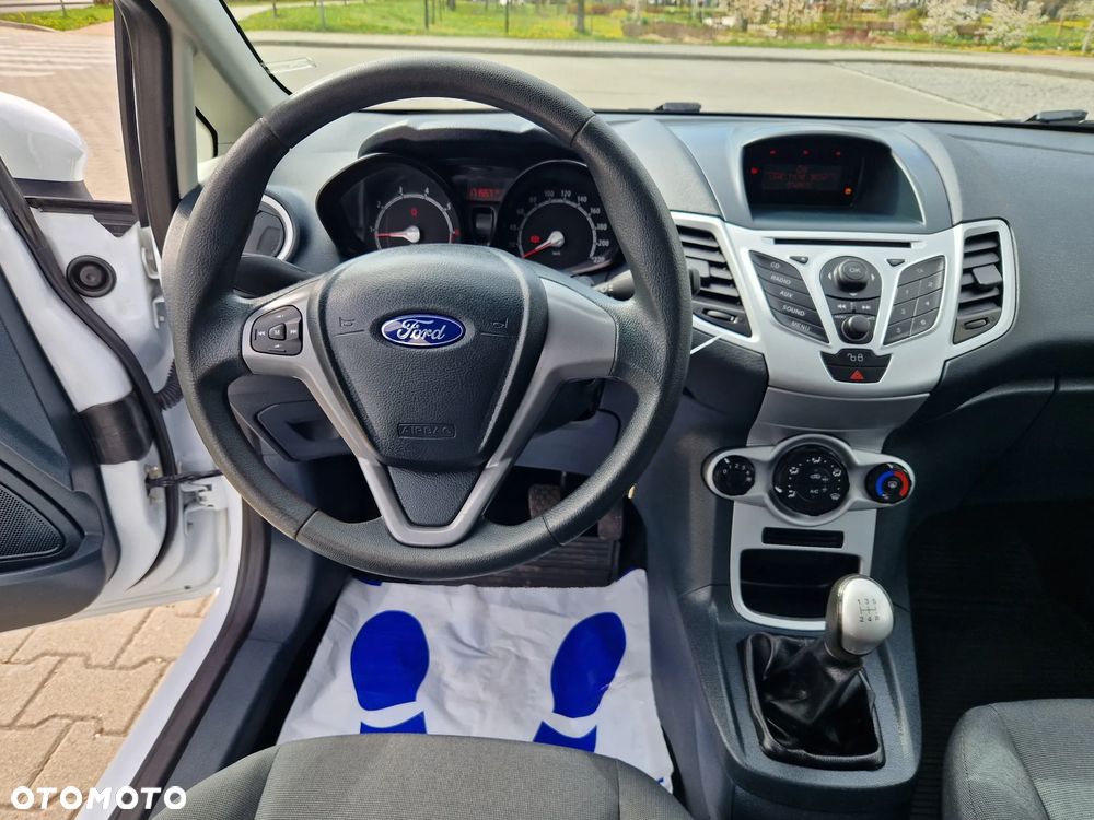 Ford Fiesta 1.25 Silver X Plus 2 (Titan.) EU6 - 13