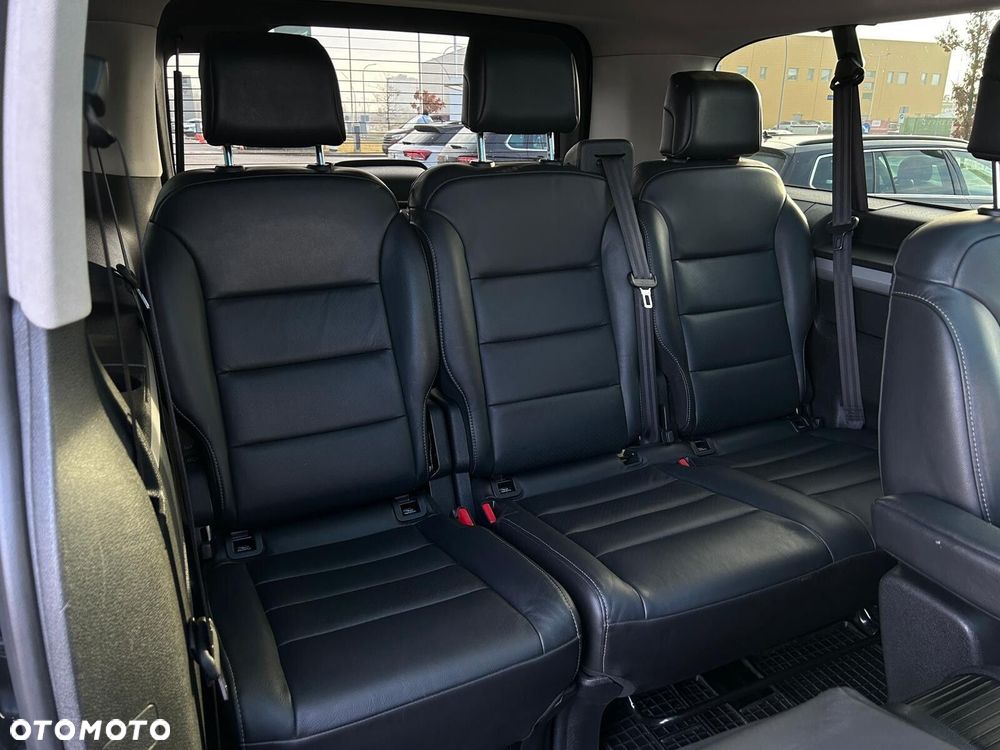 Peugeot Traveller 2.0 BlueHDi Standard Business Vip - 18