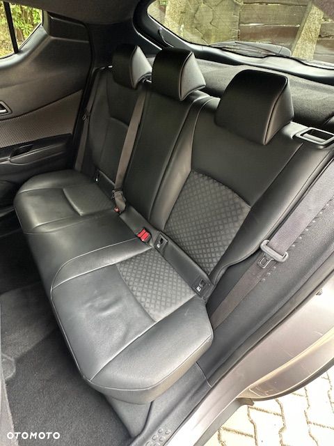 Toyota C-HR Style Selection - 40