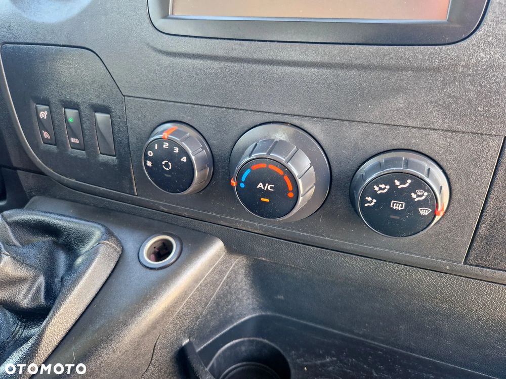 Renault MASTER 2,3 DCI 130 KONNA DOKA BRYGADÓWKA 7 OSOBOWA 3,3M SKRZYNIA KLIMA NAVI GWARANCJA - 26